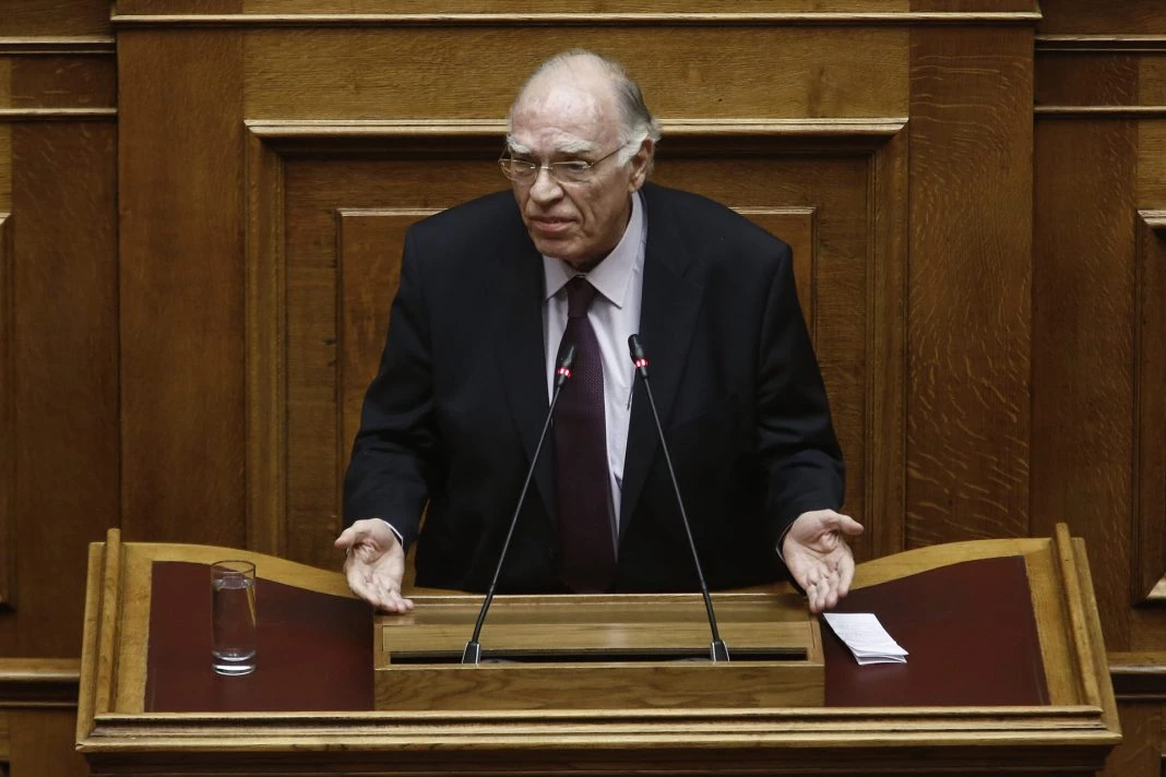Λεβέντης σε Κοτζιά: Πρόσεξε γιατί αύριο μπορεί να είσαι κατηγορούμενος (βίντεο)